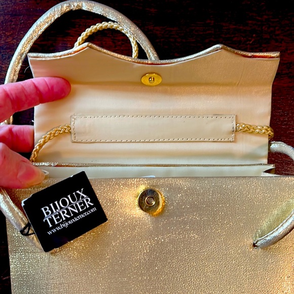 NWT Bijoux Terner satin gold metallic structured mini bag, handheld & crossbody - Picture 4 of 13